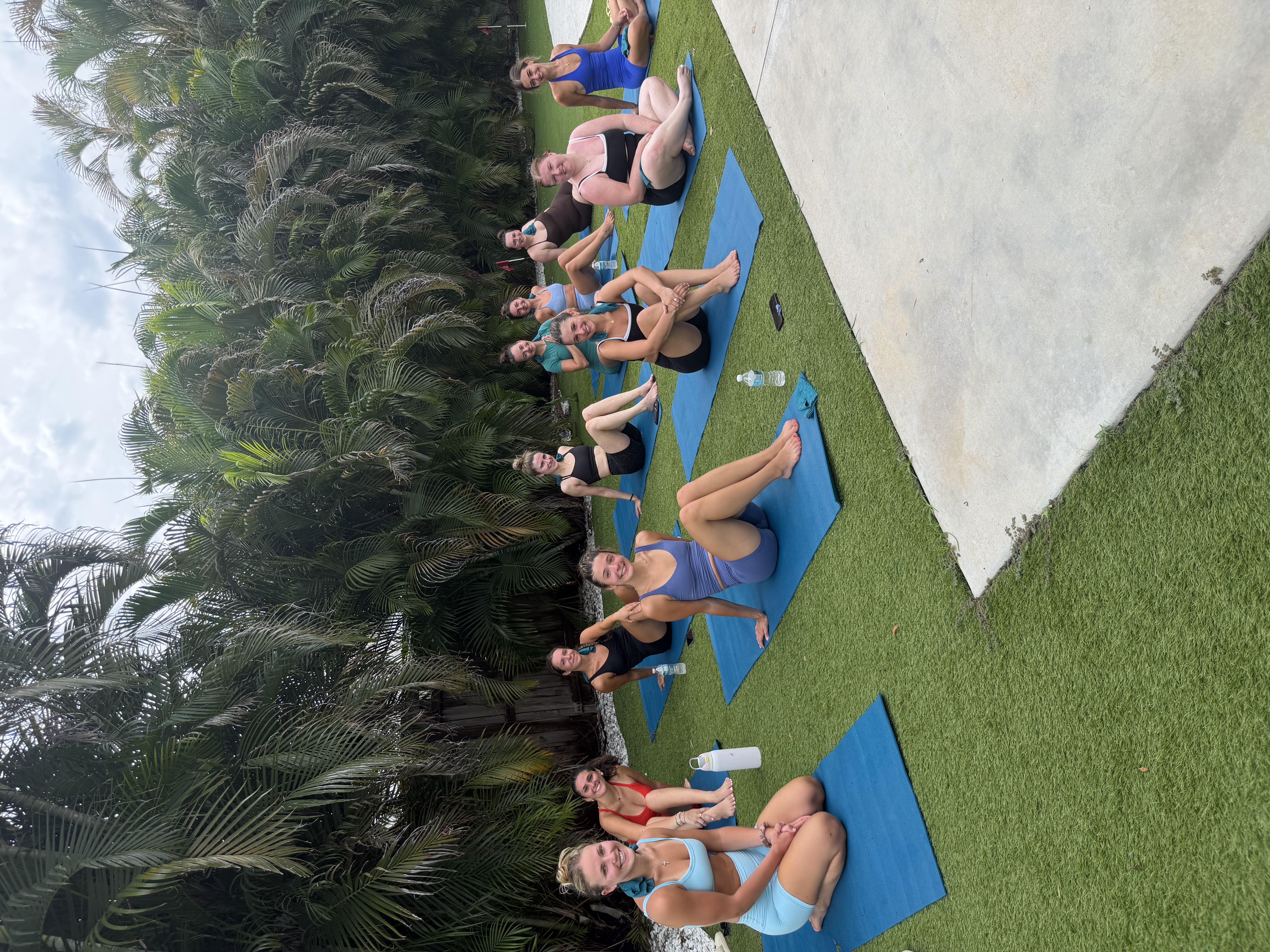 Tampa class photo 3