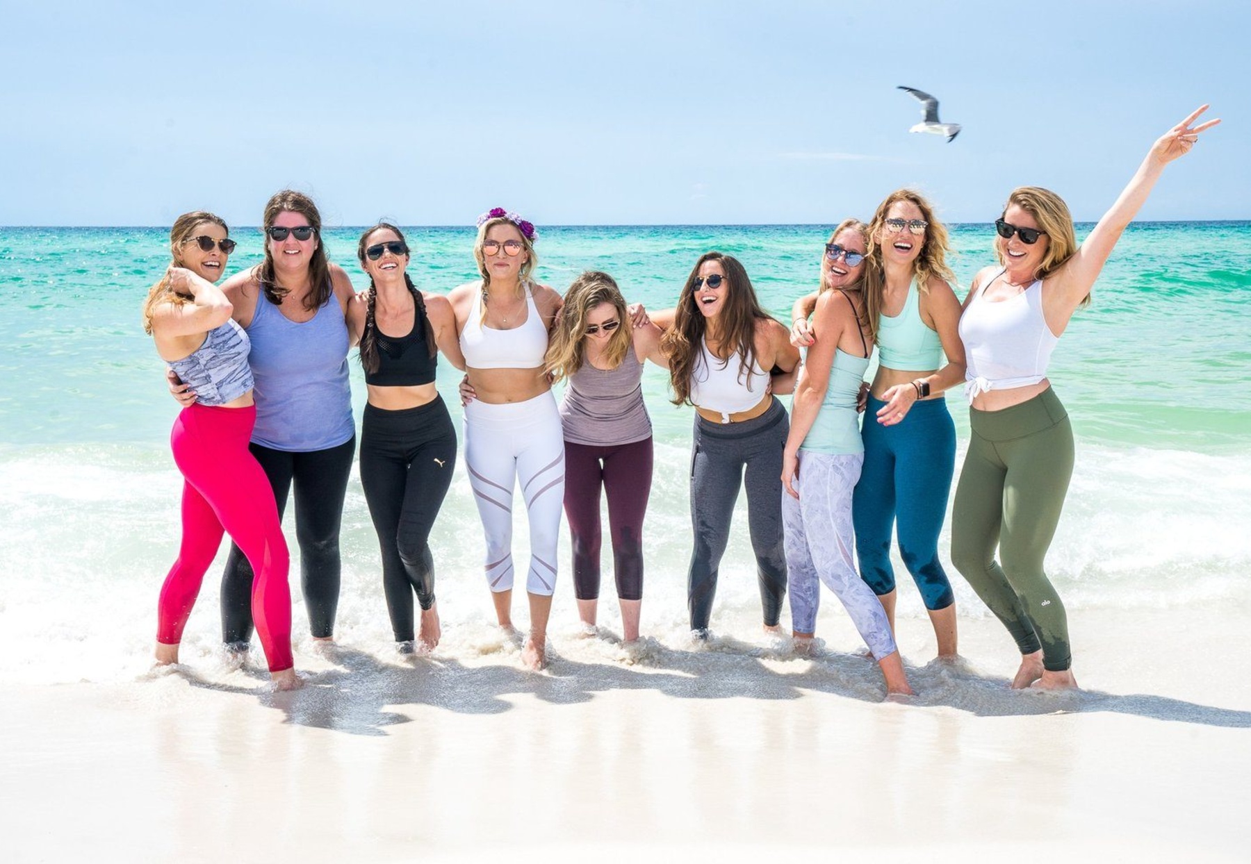 Friends Trip Yoga — moment 1